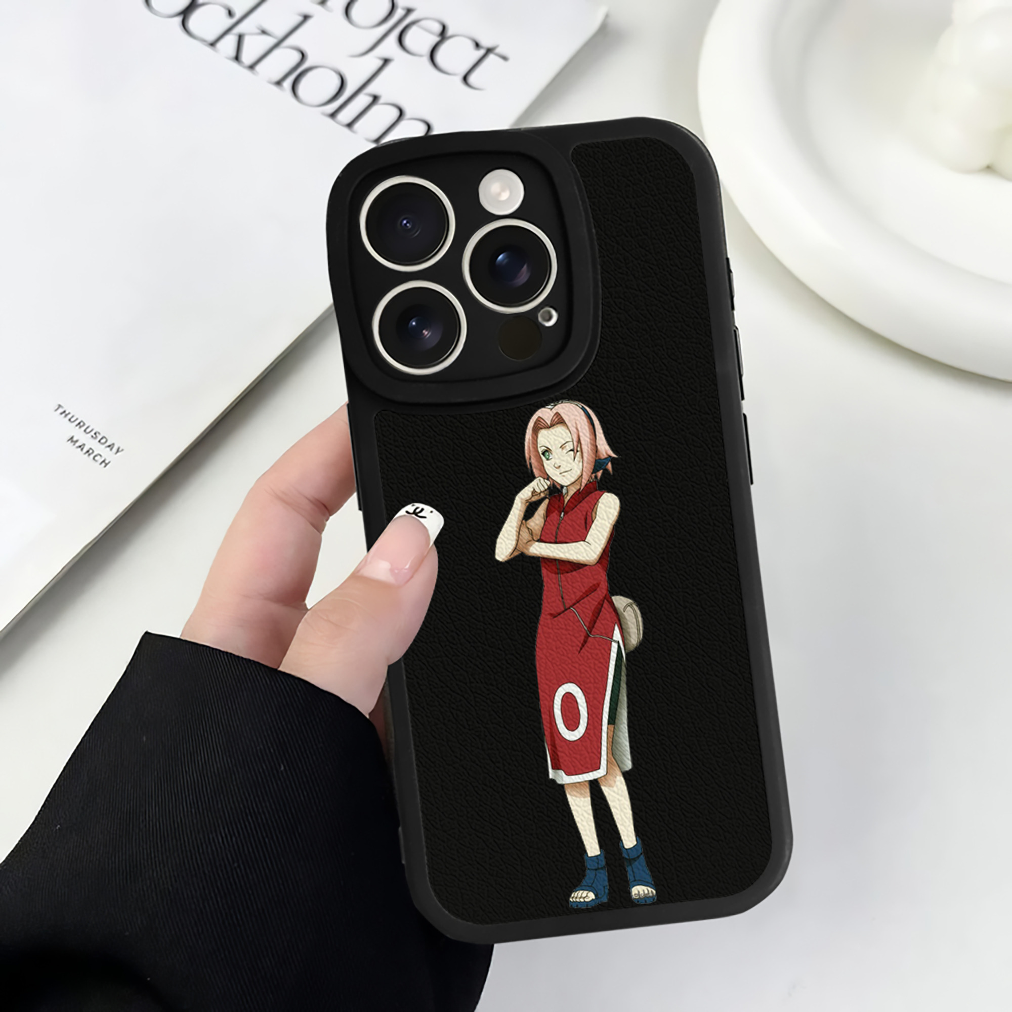 （画像用） NARUTO -ナルト- 春野サクラ Haruno Sakura 【iPhone 16シリーズ対応】シリコンスマホケース（レザー調） 材質：シリコン